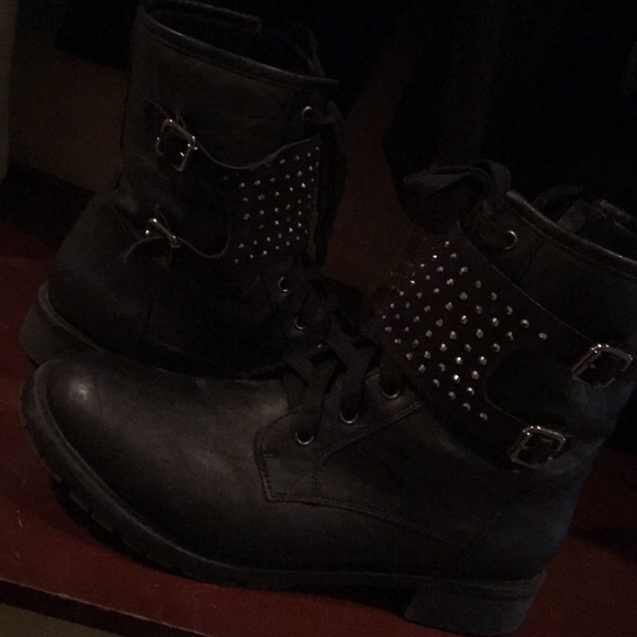 Shoes - Black combat boots